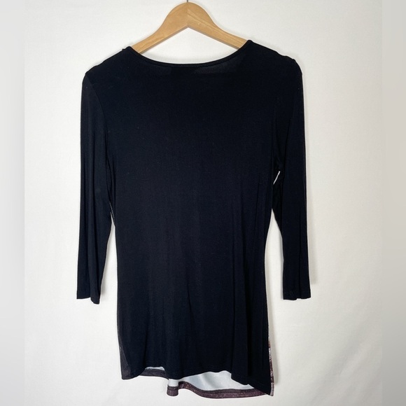 Tango Mango black sz. S geometric patterned top with zipper and mesh details - Picture 2 of 7